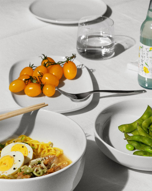 Itsumo 25 cm Oval serving plate Alessi 1