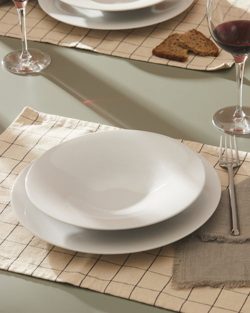 KU Default Title Dinner plate. 4 pieces Alessi 1