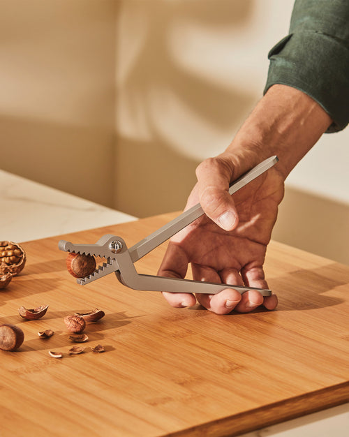 Sweetheart aluminium Nutcracker Alessi 1