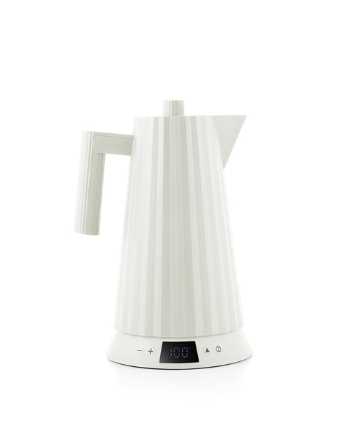 Plissé white Electric kettle. English plug Alessi